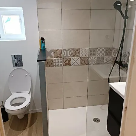 Chez Aurore Et Adri فندق مبيت وإفطار أوليوليه